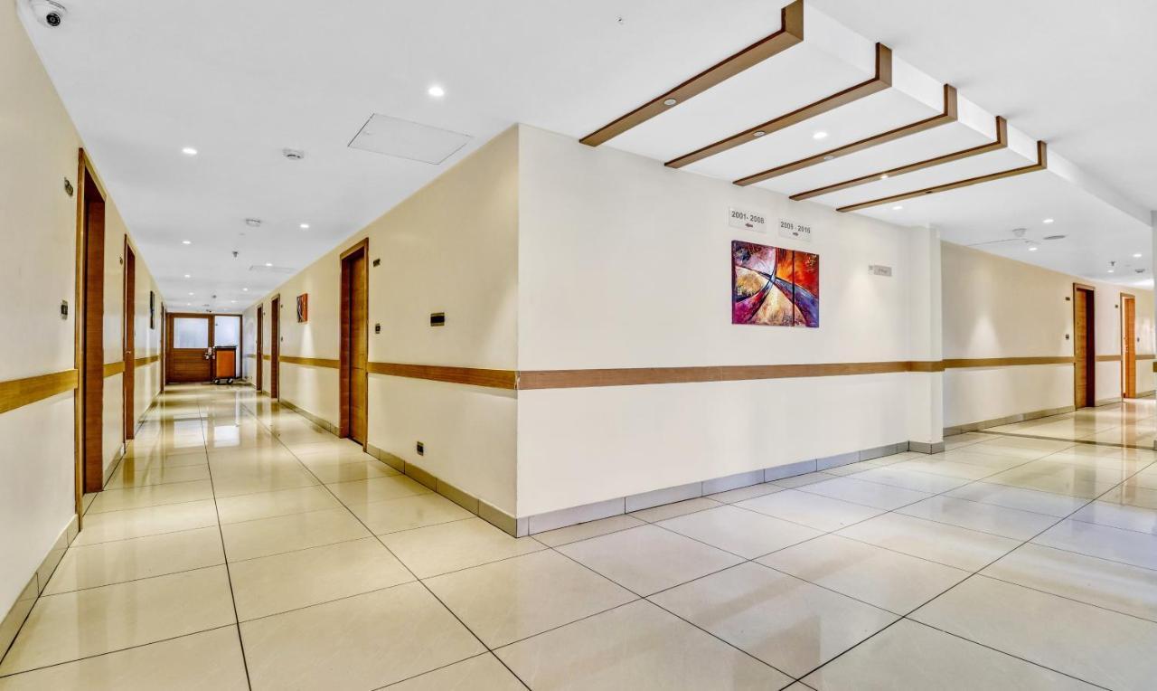 Medora Hotel Kozhikode Exteriör bild